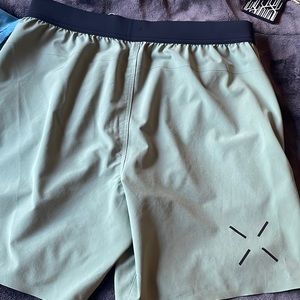 Green Ten Thousand Shorts (7” Inseam) - Size L